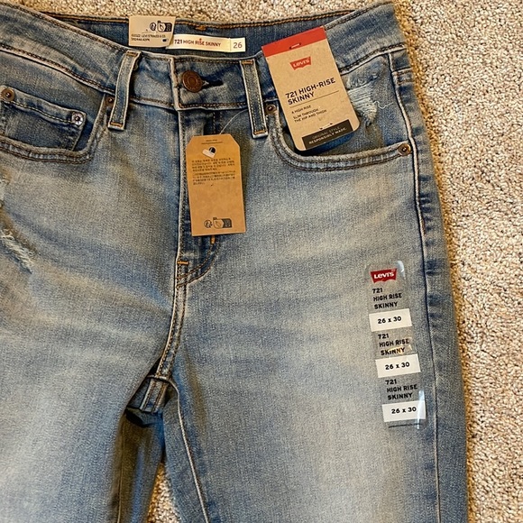 NWT Levi’s 721 High Rise Skinny Jean. - Picture 5 of 7